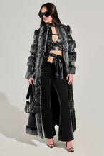 DRAMA QUEEN FUR TRIM COAT