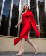 Alison Bandage Midi Dress - Red