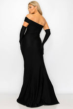 Dalilah Gown With Gloves - Black